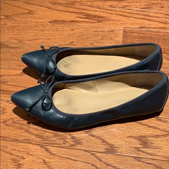 navy flat work shoes